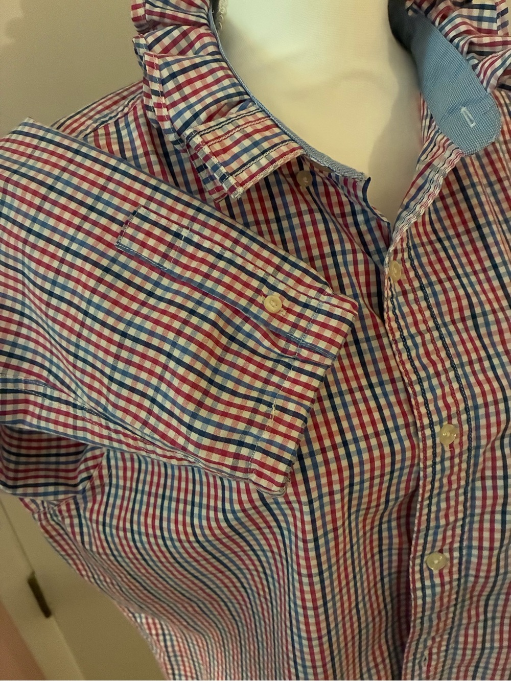 Up cycled ruffled collar Girly shirt - Picture 5 of 6
